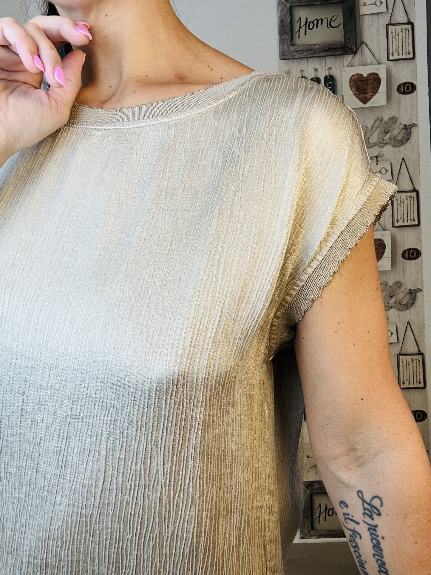T-shirt stropicciata