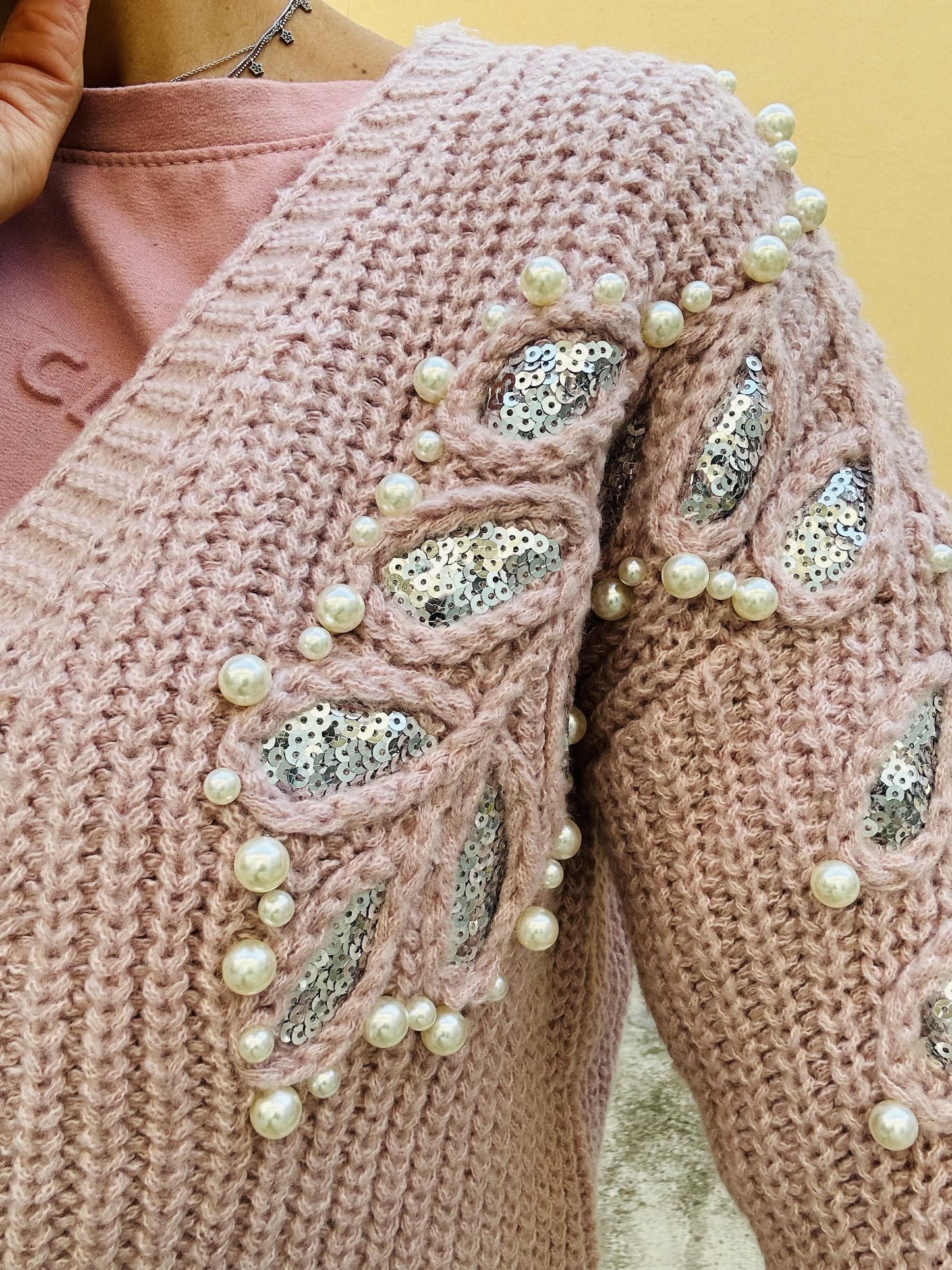 Cardigan perline e paiettes
